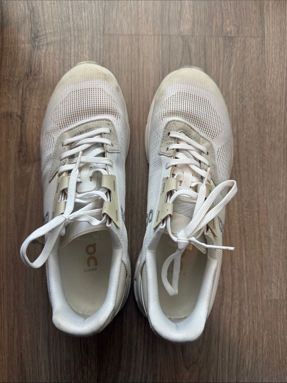 On Running Cloudswift Off-White and Cream Running Shoes
